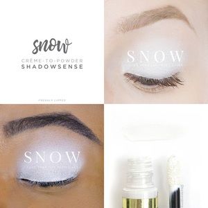 Senegence Snow Shadowsense